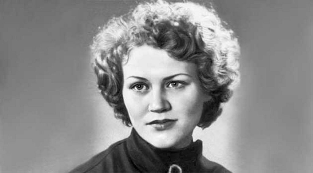 Ліна Костенко Біографія: Життя і Творчість Великої Українки