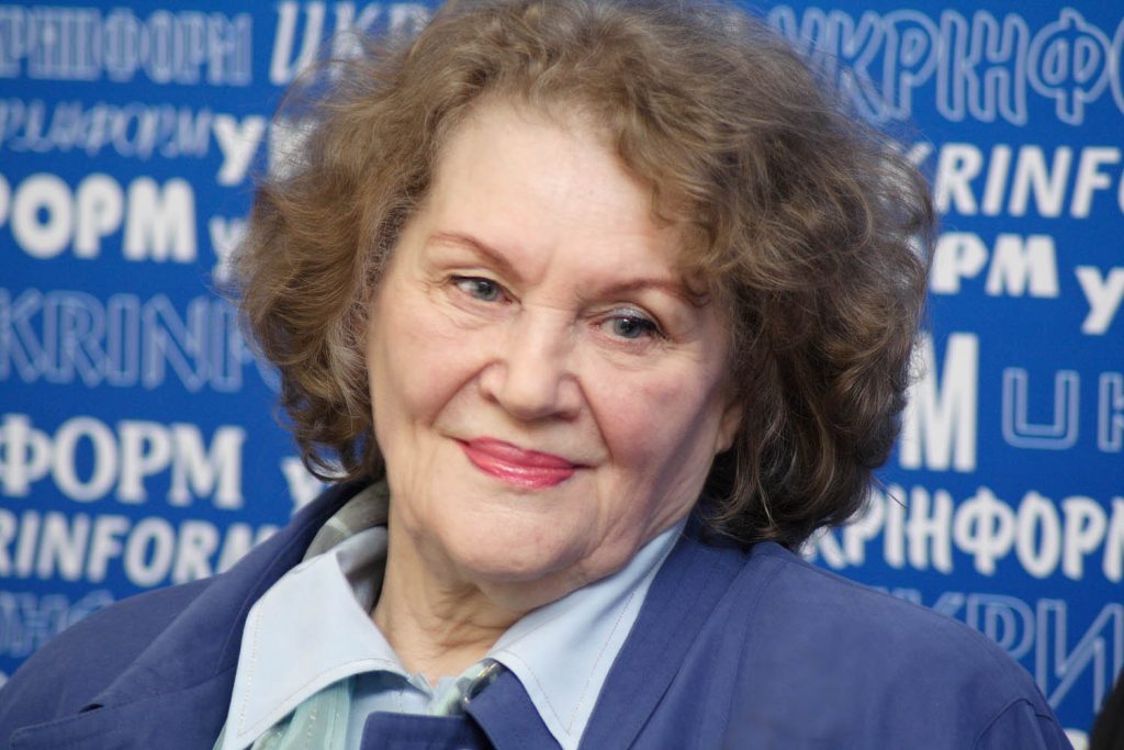 Ліна Костенко Біографія: Життя і Творчість Великої Українки