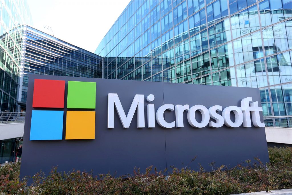 Революція в системі ліцензування: Microsoft змусить компанії платити за агентів як за реальних людей