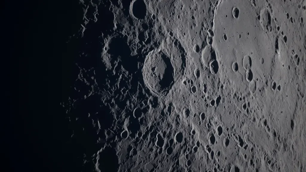 Кратери Місяця (Фото: NASA)