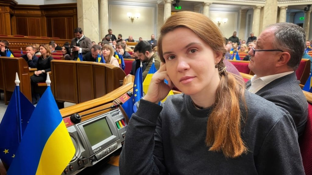 Мар'Яна Безугла Особисте Життя: детальна біографія, кар'єра та родина