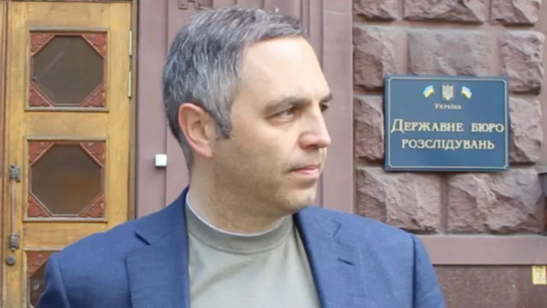 Хто Такий Портнов: Біографія, Кар'єра та Особисте Життя