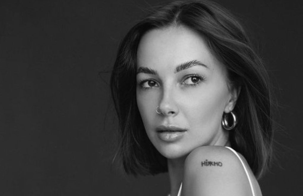 Дружина Віктора Розового – біографія та творчий шлях
