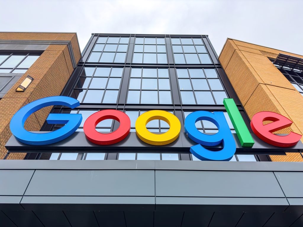 Google дозволить сайтам відмовитись від ШІ-пошуку — але за це доведеться заплатити трафіком