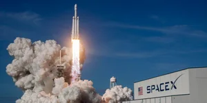 Плани SpaceX — політ ракети-носія, космічні дата-центри, промисловість на орбіті (Фото: SpaceX)