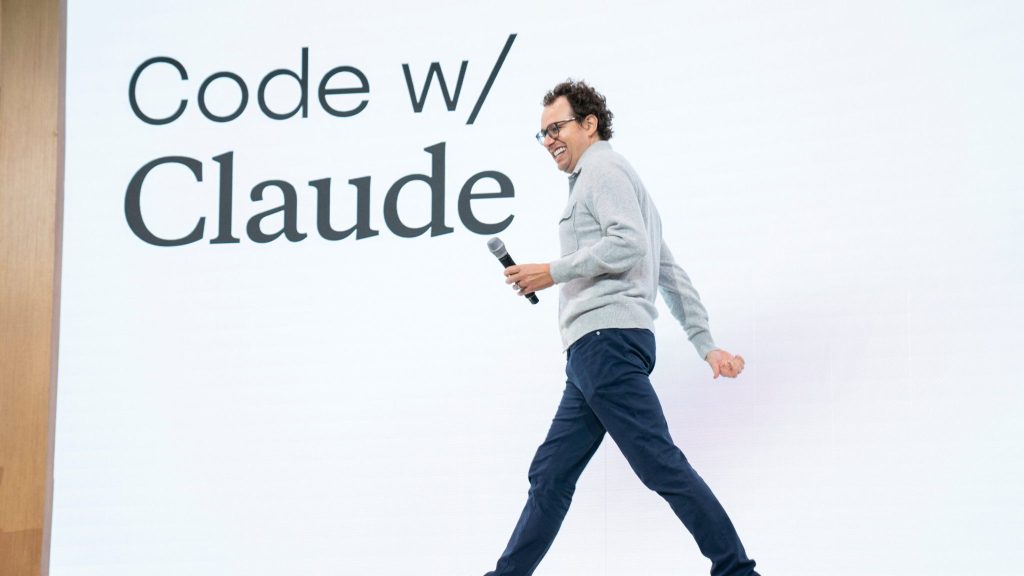Claude Code без попередження видаляє історію чатів — розробники обурені
